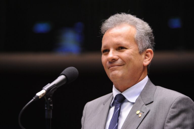 André Figueiredo assume a presidência nacional do PDT