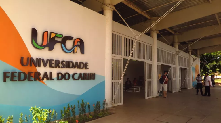 UFCA implanta banheiros sem gênero