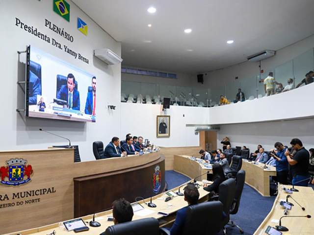 Câmara de Juazeiro aprova projeto de lei que cria o programa Trombose Zero e debate temas de inclusão e direitos dos animais