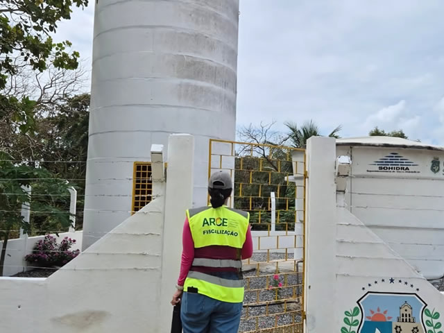 ARCE inicia fiscalização de água e esgoto em Crato e Várzea Alegre