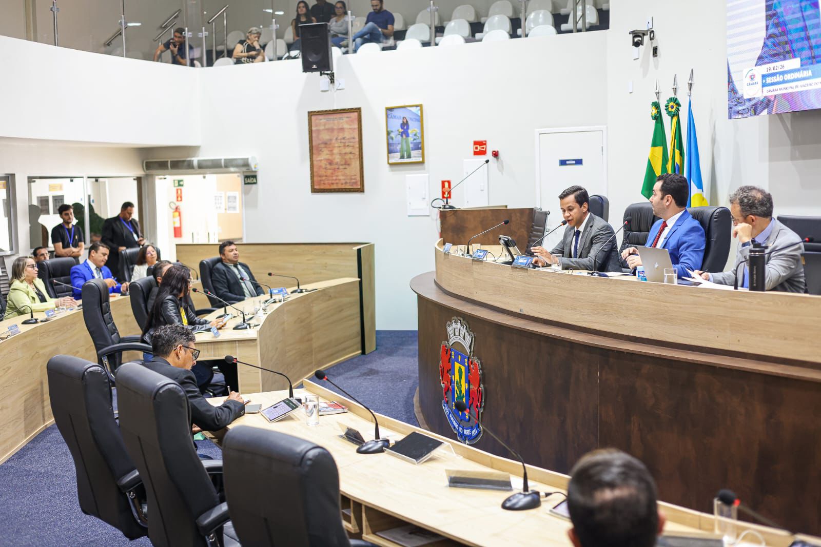 Inclusão, abastecimento d’água e infraestrutura dominam debates durante sessão da Câmara de Juazeiro do Norte
