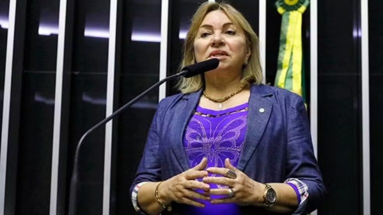 Deputada Gorete Pereira é alvo de operação da Polícia Federal que apura fraudes em benefícios do INSS