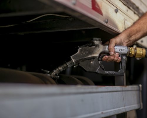 Diesel volta a subir no Ceará e preço médio chega a R$ 7,30, aponta ANP