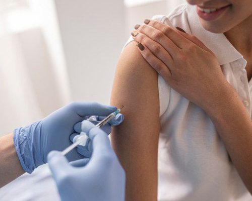 Anvisa amplia indicação da vacina Arexvy para adultos a partir dos 18 anos