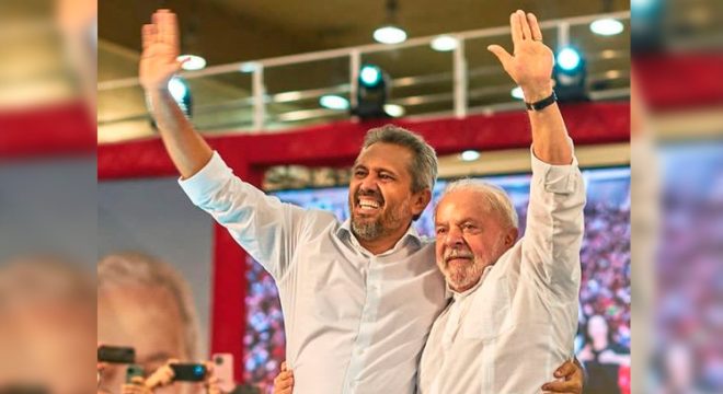 Lula aponta Elmano como candidato à reeleição no Ceará e comenta possível disputa com Ciro Gomes