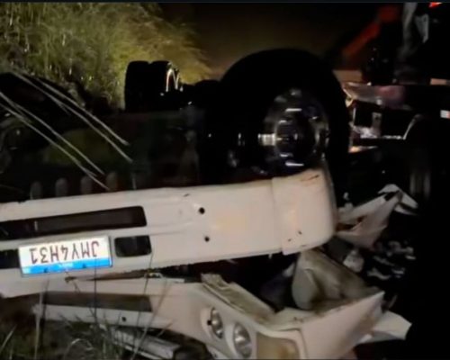 Colisão entre caminhões deixa quatro mortos na CE-284, entre Jucás e Antonina do Norte