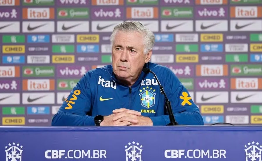 A Seleção de 220 milhões de técnicos
