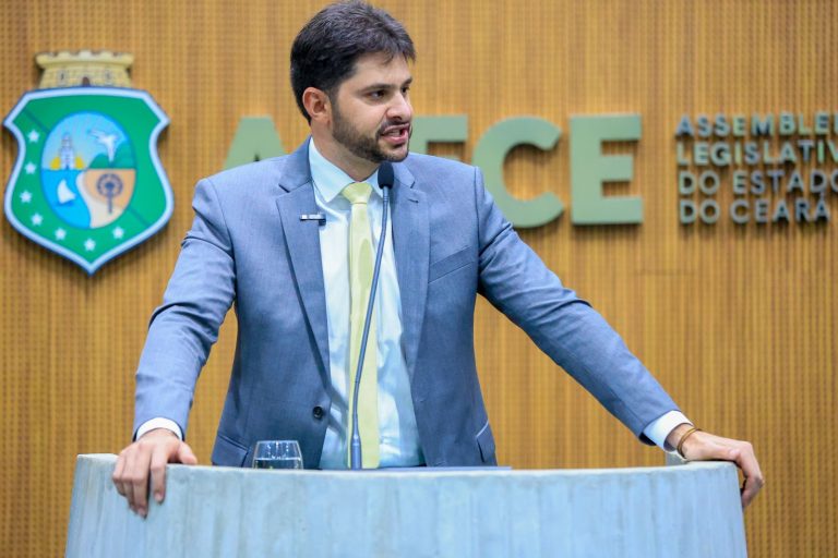 Deputado Guilherme Landim garante recursos para UTI e pavimentação em Mauriti