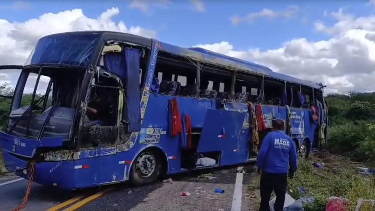 Motorista apresenta nova versão sobre tragédia em Tauá e será investigado por morte de sete atletas