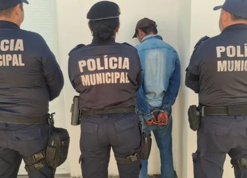 Mototaxista é preso em Juazeiro do Norte após ameaçar matar a própria mãe e descumprir medida protetiva