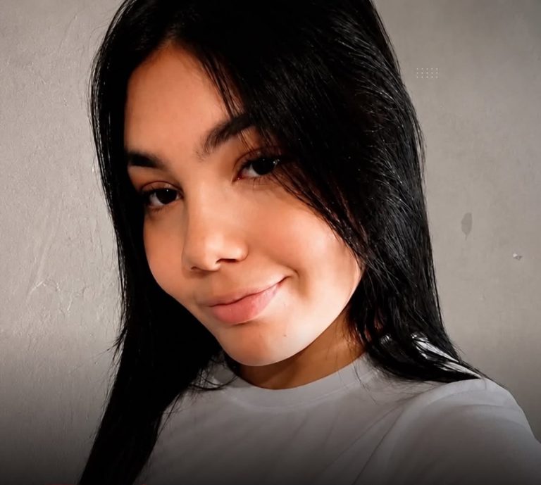 Jovem de 18 anos morre e namorado fica ferido em acidente de moto na CE-060, em Barbalha