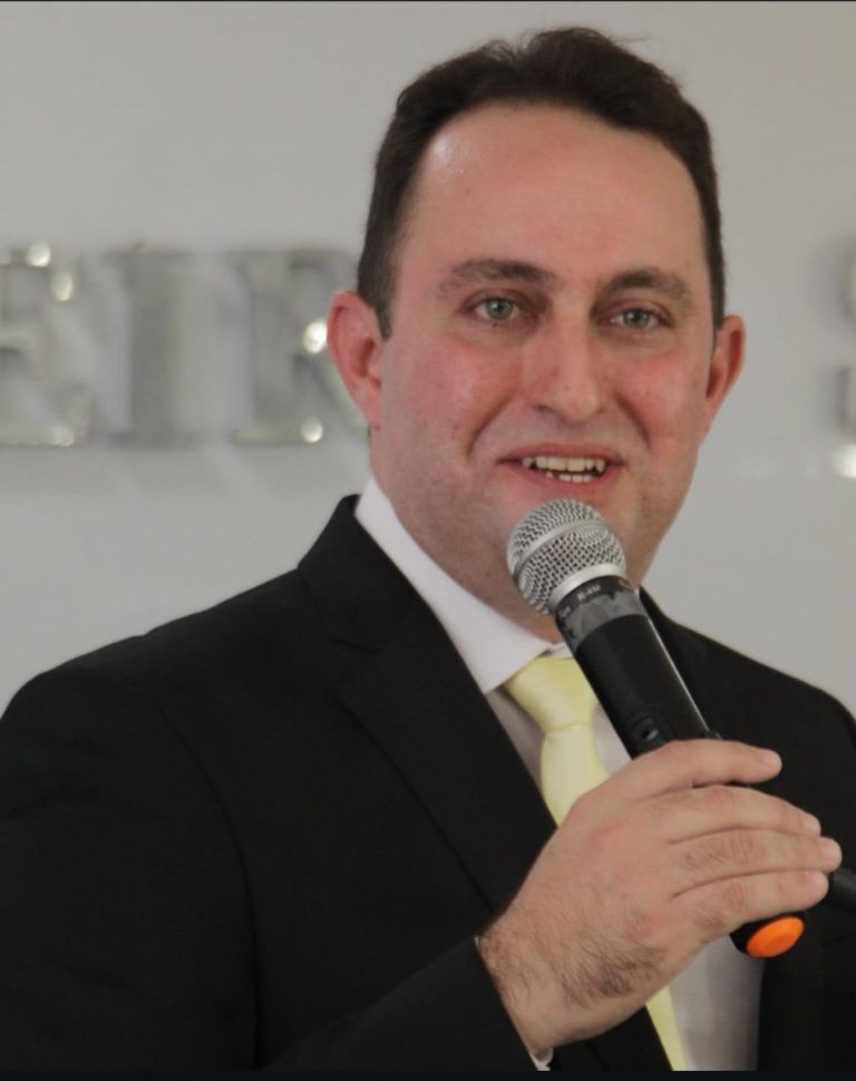 Prefeito Dr. Lorim anuncia planejamento para construção de Centro de Acolhimento Animal em Missão Velha