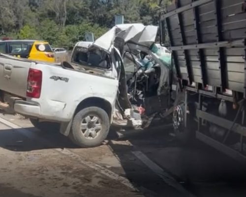 Caminhonete bate na traseira de S10 e provoca colisão com caminhão no Crato; idoso morre e motorista fica gravemente ferido