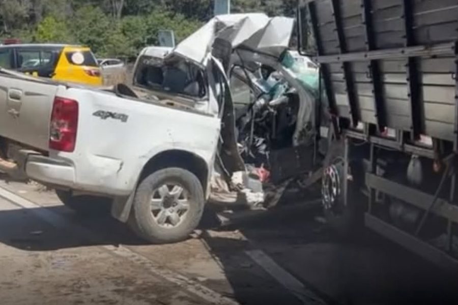 Caminhonete bate na traseira de S10 e provoca colisão com caminhão no Crato; idoso morre e motorista fica gravemente ferido