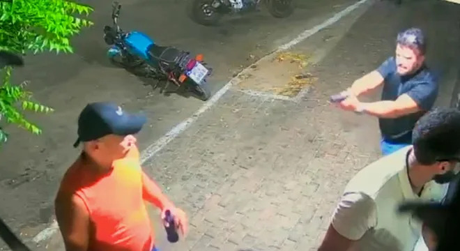 Investigador da Polícia Civil é preso após disparo de arma em estabelecimento de Barbalha