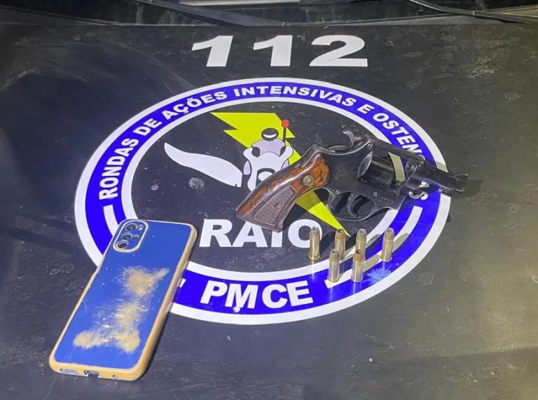 Homem de Missão Velha é preso com revólver calibre .38 municiado durante abordagem do RAIO em Juazeiro do Norte