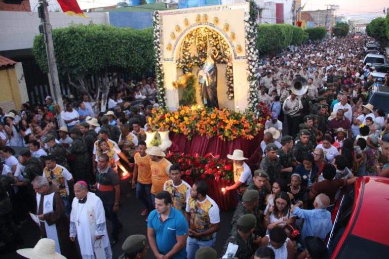 Romaria de Nossa Senhora das Dores movimenta Juazeiro e deve reunir mais de 300 mil fiéis