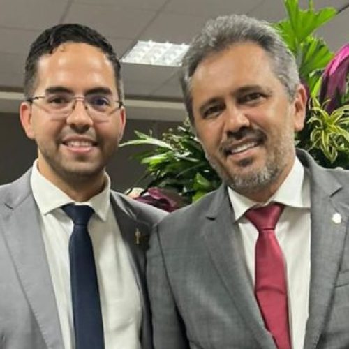 Davi de Raimundão elogia programa de distribuição do fardamento escolar do Governo Elmano