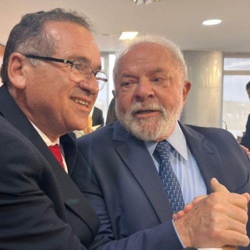 Prefeito do Crato, Zé Ailton, é prestigiado por Lula e Camilo Santana em Brasília