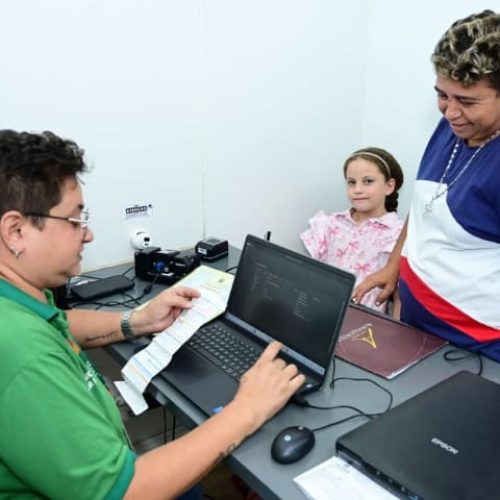 Caminhão do Cidadão leva serviços para cidades do Cariri durante essa semana