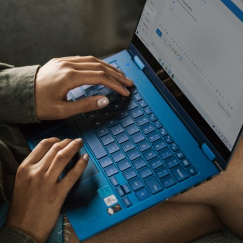 The Pros and Cons of Switching to a Fully Digital Payment Wallet
