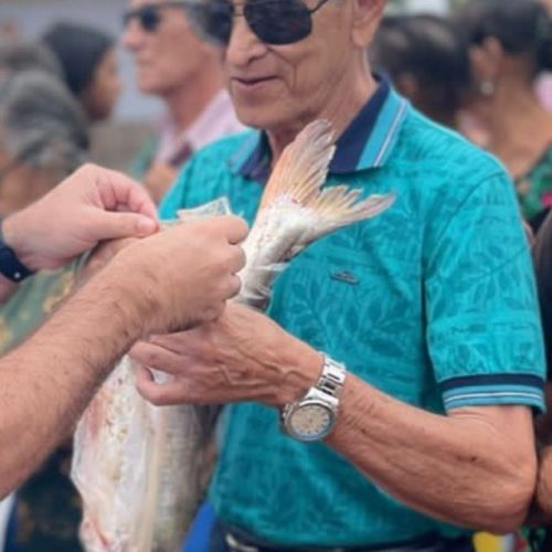 Prefeitura de Missão Velha distribui 1,5 tonelada de peixes na Semana Santa