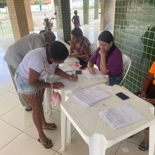Prefeitura de Missão Velha atende famílias atingidas pelas fortes chuvas em Jamacaru