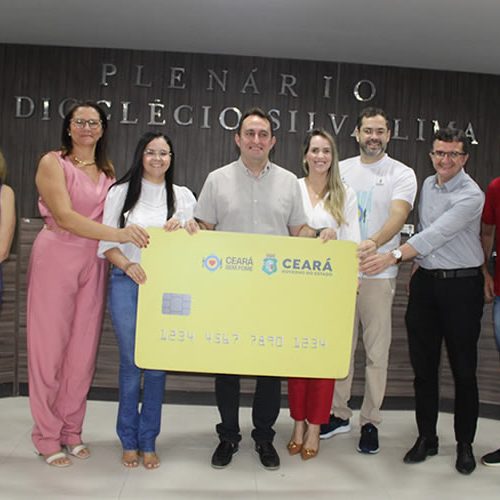 Prefeitura de Missão Velha e Governo do Estado entregam cartões do Programa Ceará Sem Fome para 188 famílias