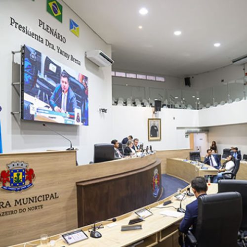 Câmara Municipal de Juazeiro do Norte realiza duas sessões e aprova projeto de indicação que isenta IPTU para mães solteiras em vulnerabilidade social